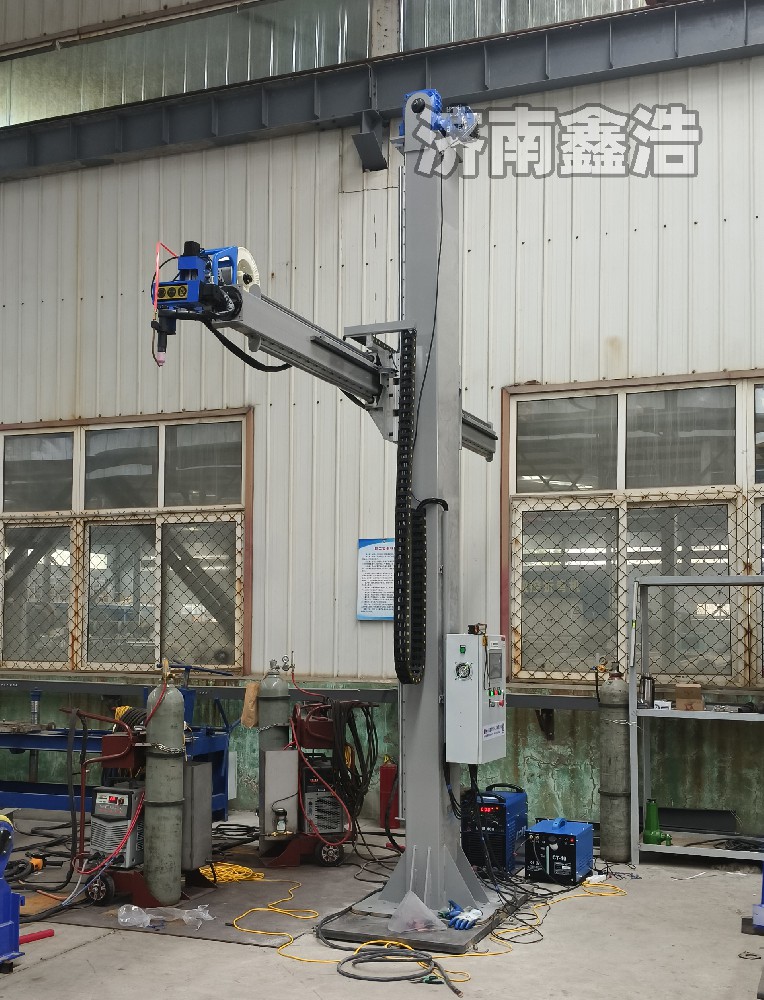 重型焊接操作机，智能数控，自动焊接